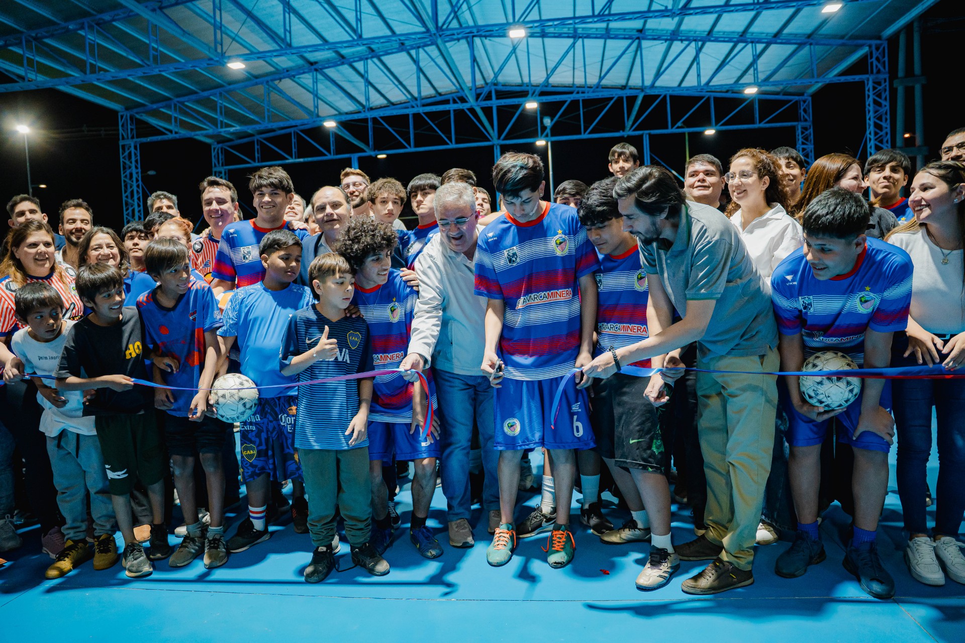 el-autentico-ya-cuenta-con-su-nueva-cancha-multideportiva
