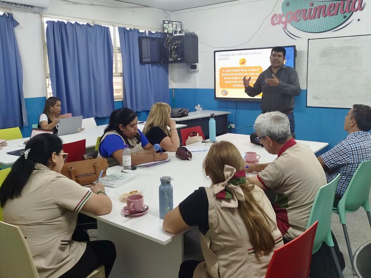 el-sem-capital-impulso-el-1o-encuentro-de-alfabetizacion-avanzada-para-docentes-del-segundo-ciclo