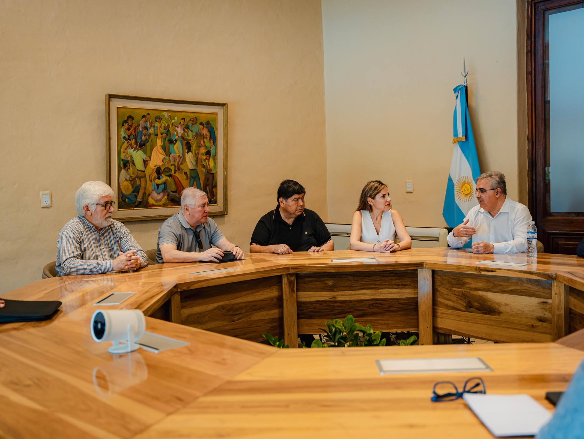 el-gobierno-y-la-camara-de-la-construccion-coordinan-obras-de-infraestructura-urbana-para-mantener-la-actividad-del-sector