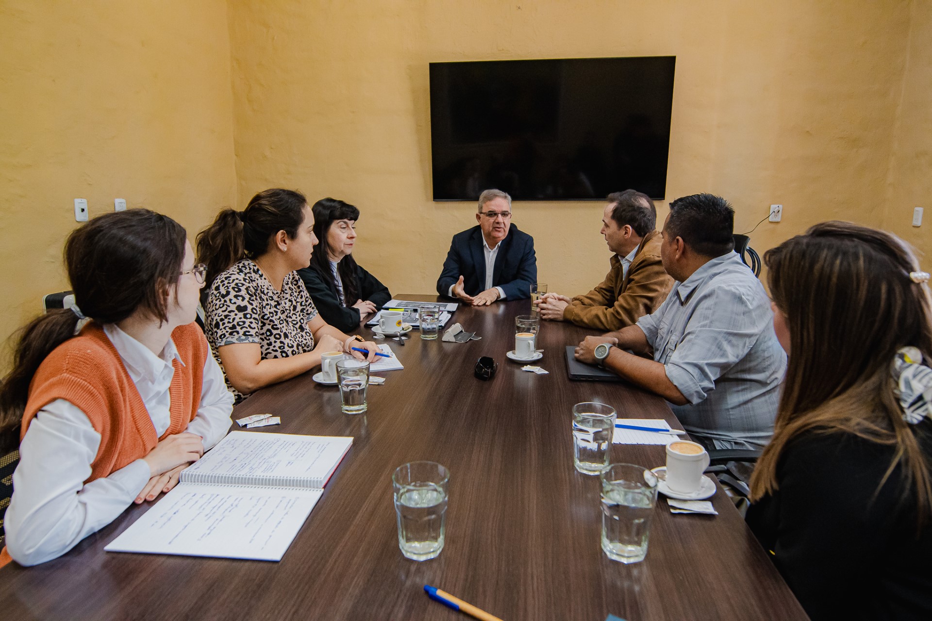 el-gobernador-recibio-a-zijin-que-trabaja-en-la-actualizacion-del-informe-de-impacto-ambiental-de-exploracion