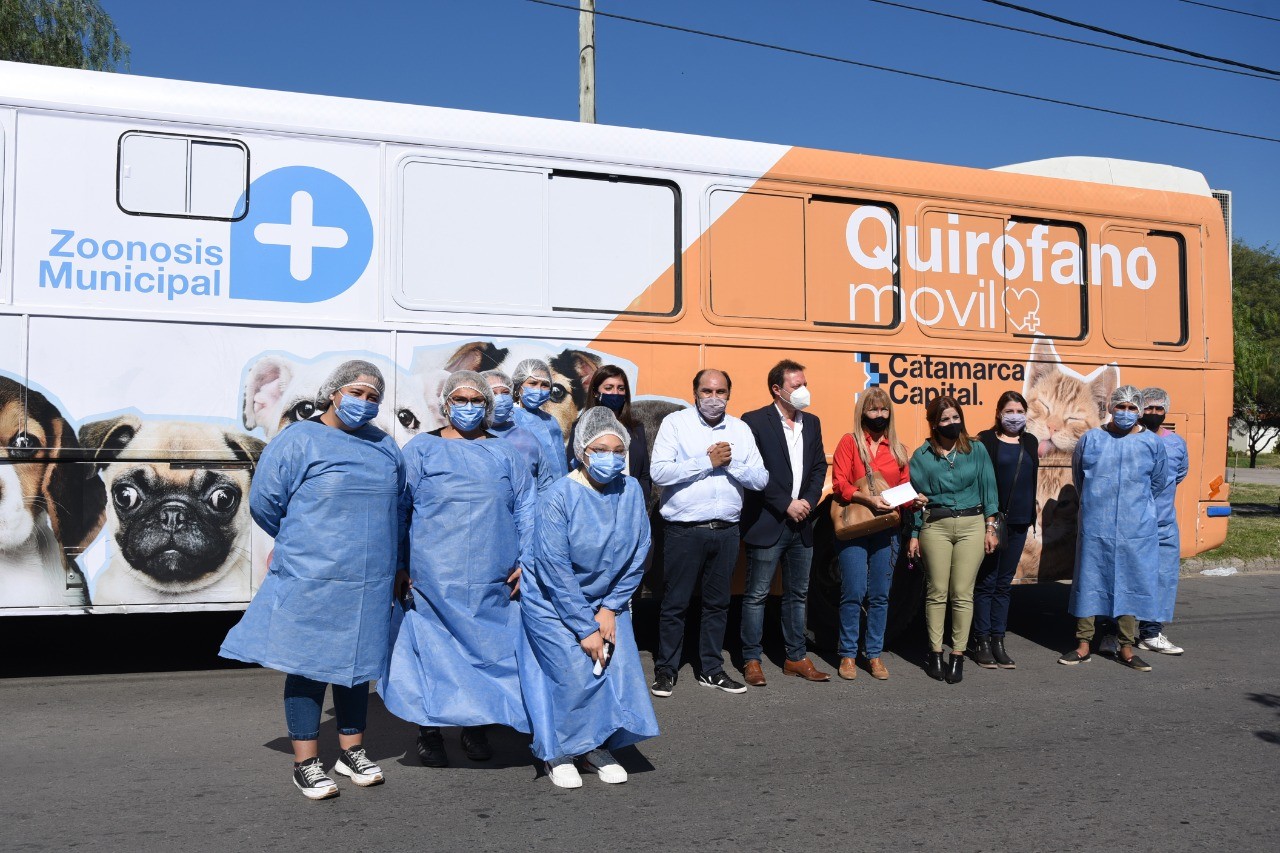 el-municipio-capitalino-puso-en-marcha-el-plan-de-castracion-movil-y-censo-animal-en-valle-chico
