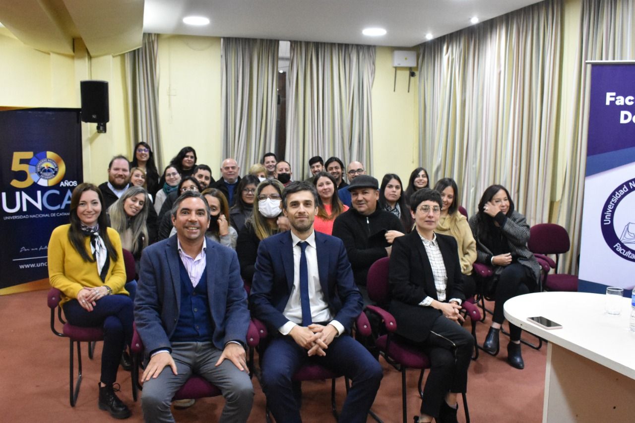 abogados-catamarquenos-se-especializan-en-abogacia-del-estado