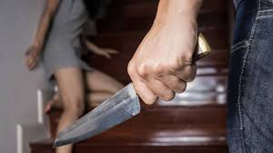 al-calabozo-por-amenazar-con-un-cuchillo-a-su-pareja