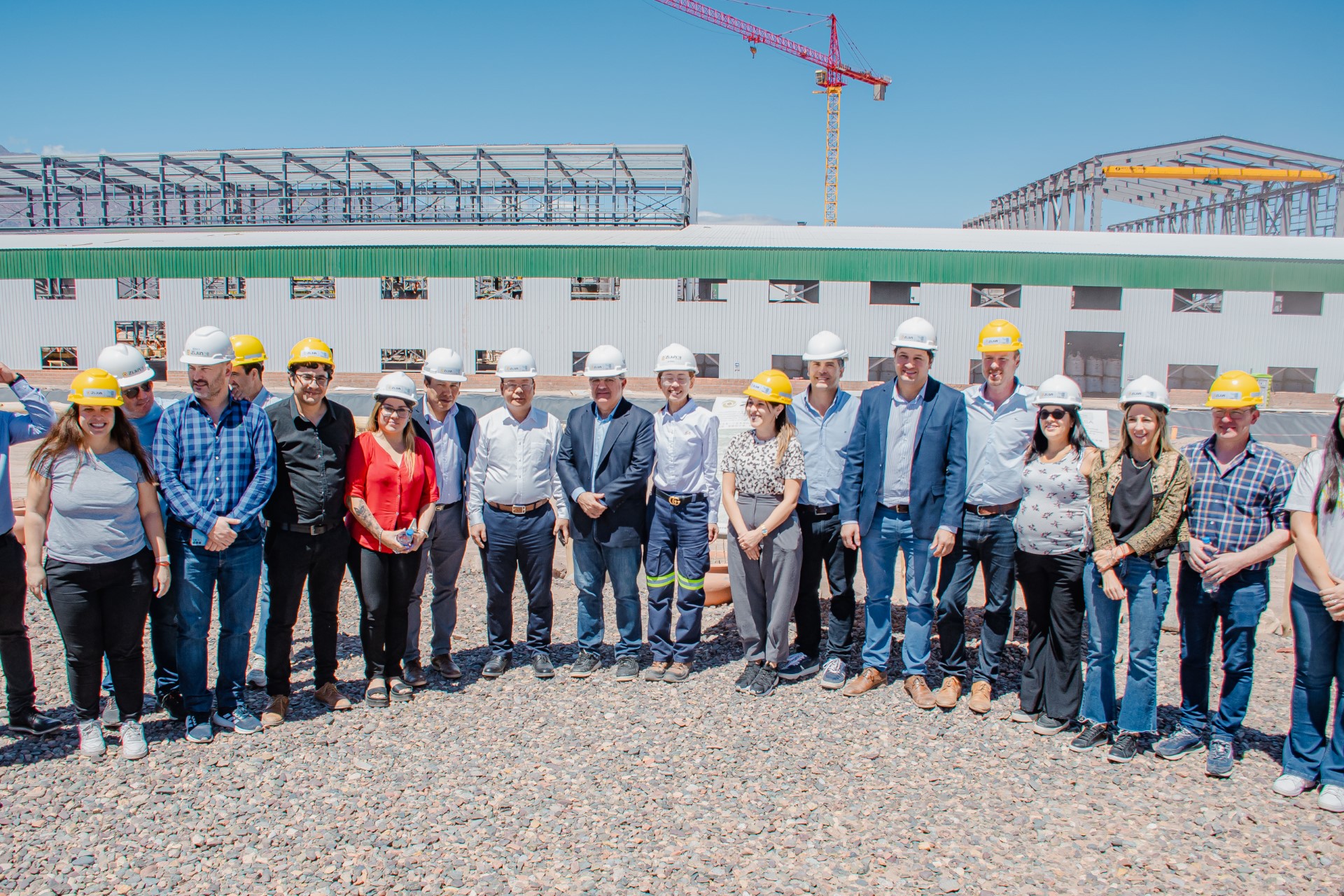 jalil-se-reunio-con-el-nuevo-ceo-de-zijin-para-avanzar-en-el-desarrollo-del-proyecto-3q-y-obras