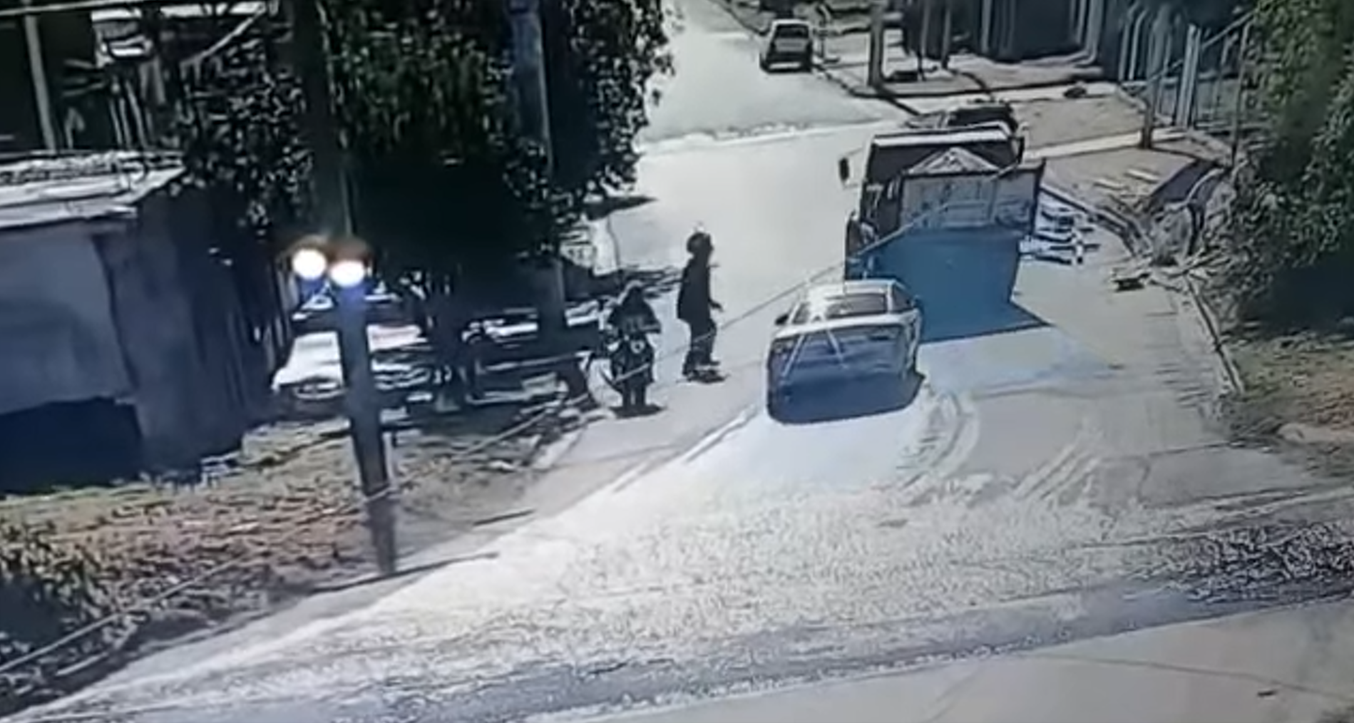 lo-balearon-por-la-espalda-y-como-represalia-su-familia-incendio-la-casa-del-autor-del-disparo