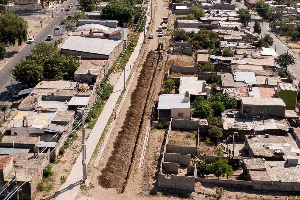 nueva-extension-de-red-de-agua-y-cloacas-en-el-barrio-virgen-del-valle