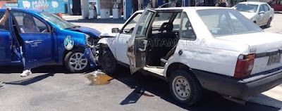 choque-de-autos-en-avenida-acosta-villafanez