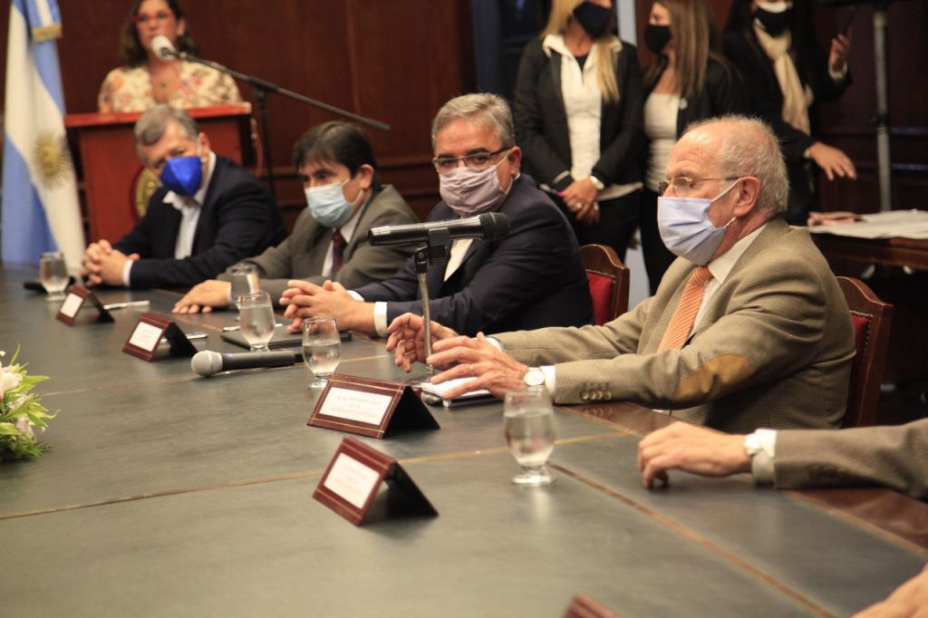 jalil-destaco-el-acuerdo-para-el-dictado-de-medicina-en-catamarca