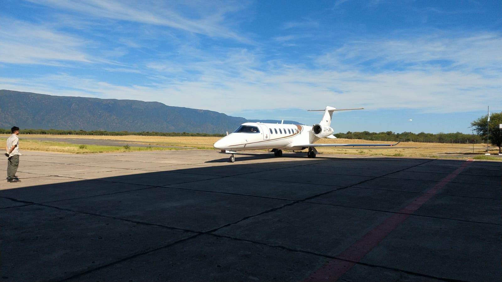 osep-derivo-a-un-nino-en-avion-sanitario