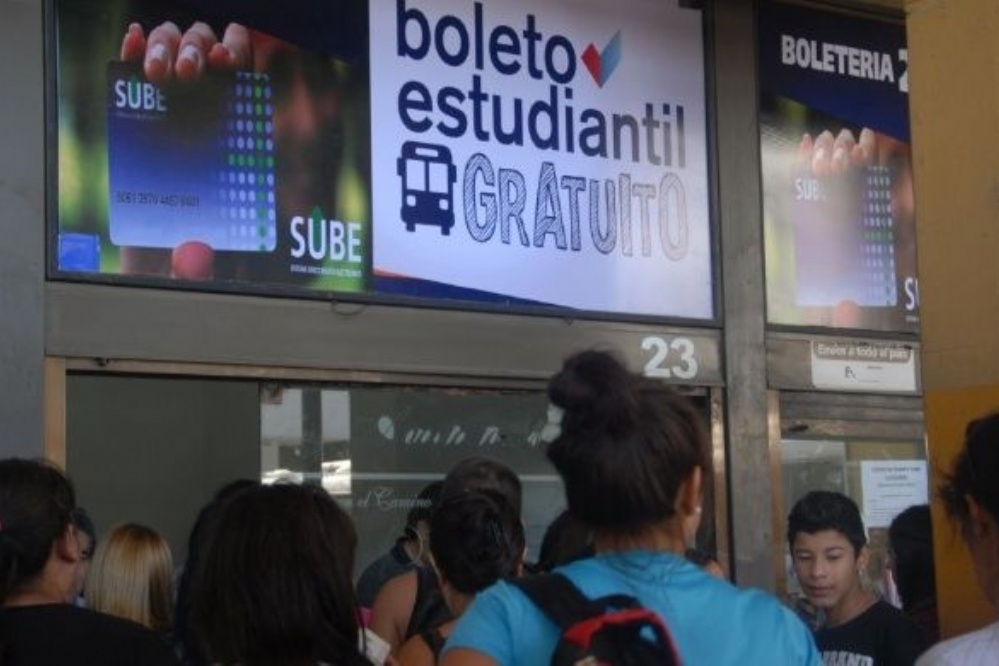 gobierno-garantiza-la-continuidad-del-boleto-estudiantil-gratuito