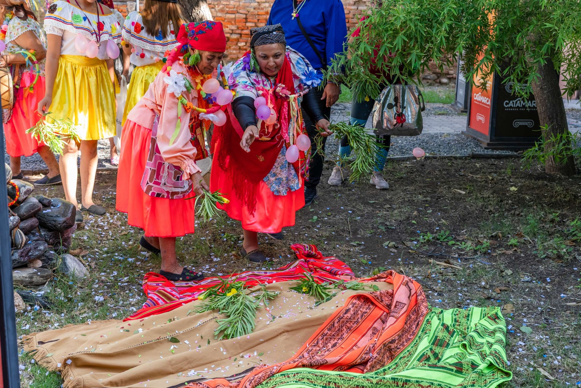 despidieron-el-carnaval-con-el-entierro-del-pujllay