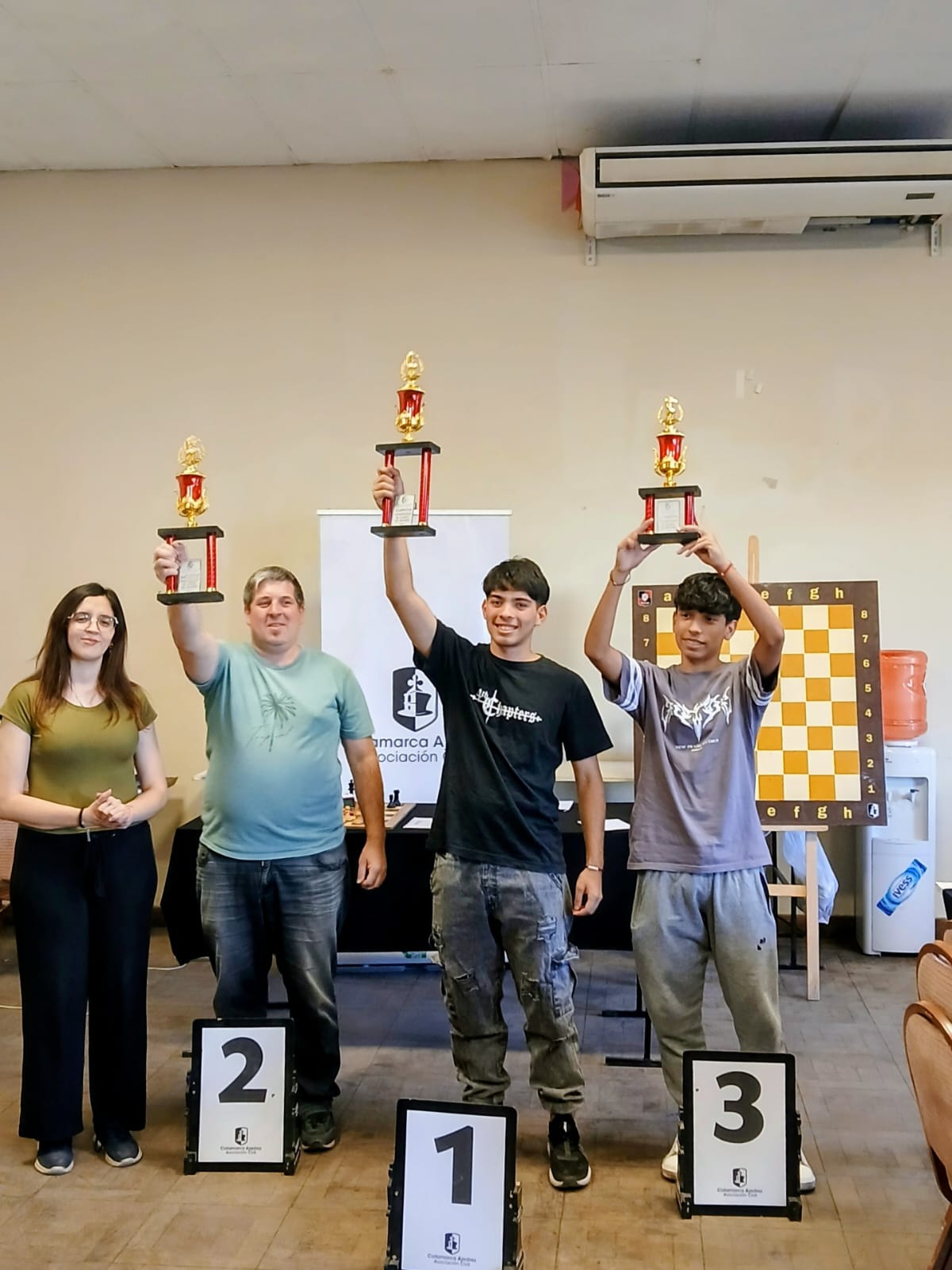 joel-menendez-se-corono-campeon-catamarqueno-de-ajedrez-2025