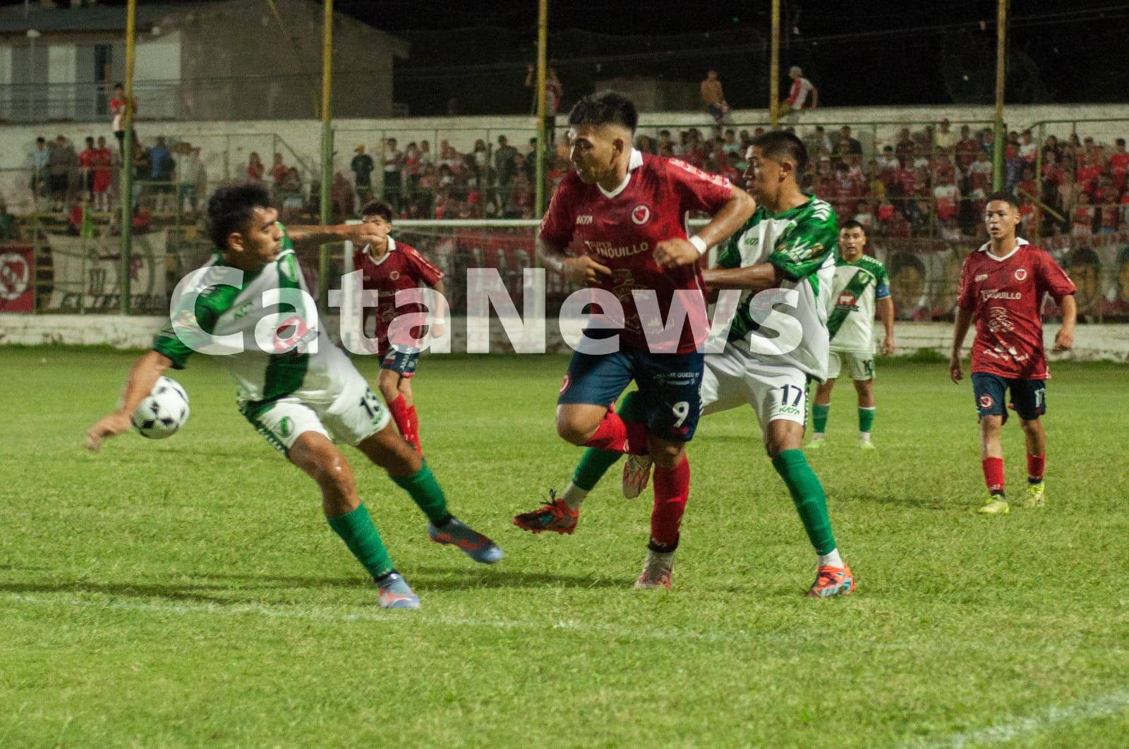 defensores-del-norte-le-gano-a-independiente-y-se-acerco-a-la-clasificacion