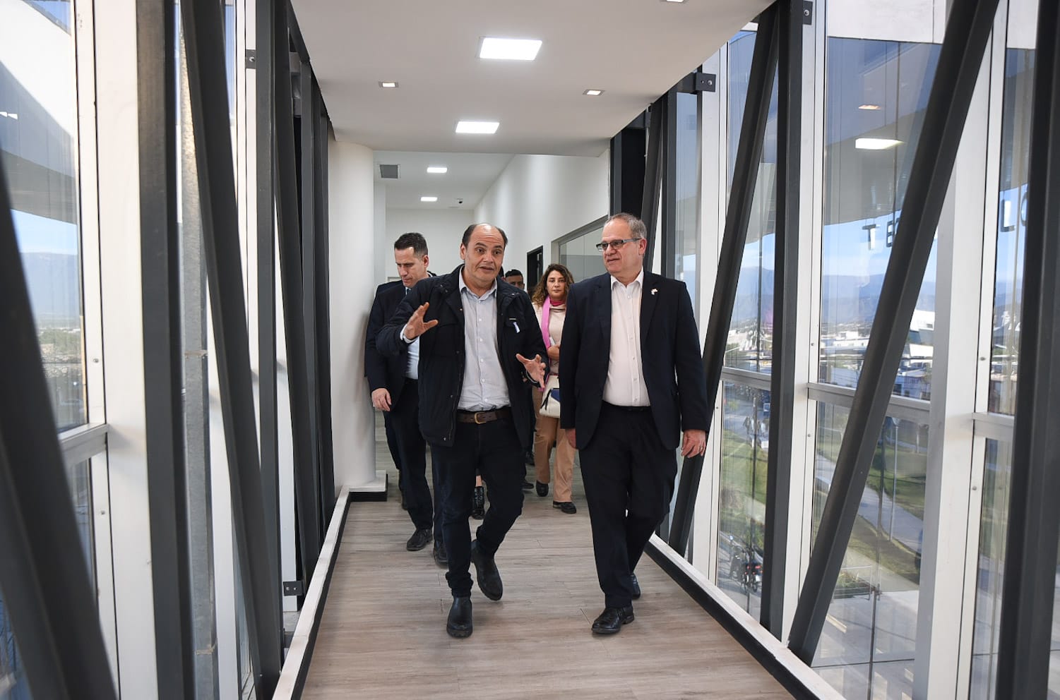 el-embajador-israeli-conocio-el-nodo-tecnologico