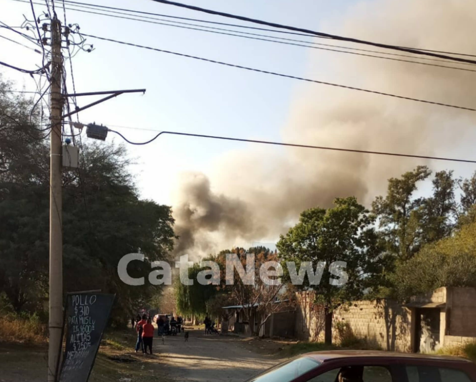 incendio-en-un-lubricentro-en-valle-viejo-piden-no-circular-por-el-lugar-por-posibles-explosiones