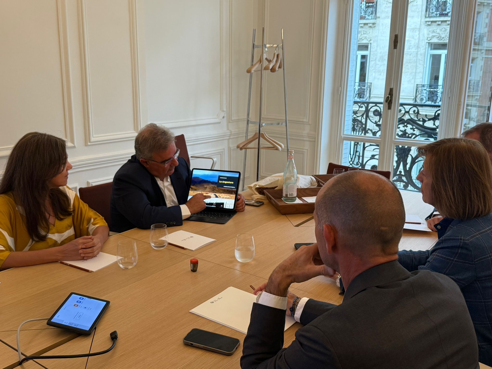 jalil-impulsa-inversiones-y-cooperacion-en-francia