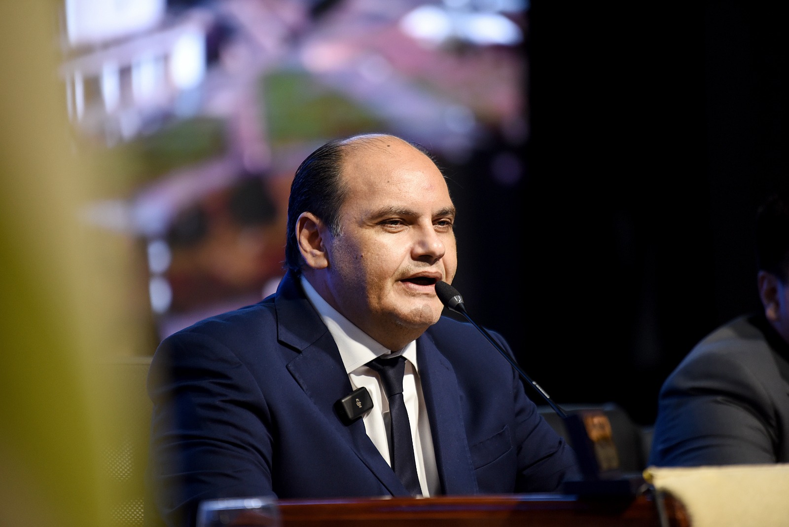 gustavo-saadi-no-creemos-que-la-solucion-sea-una-motosierra-nosotros-creemos-en-construir-y-no-en-destruir