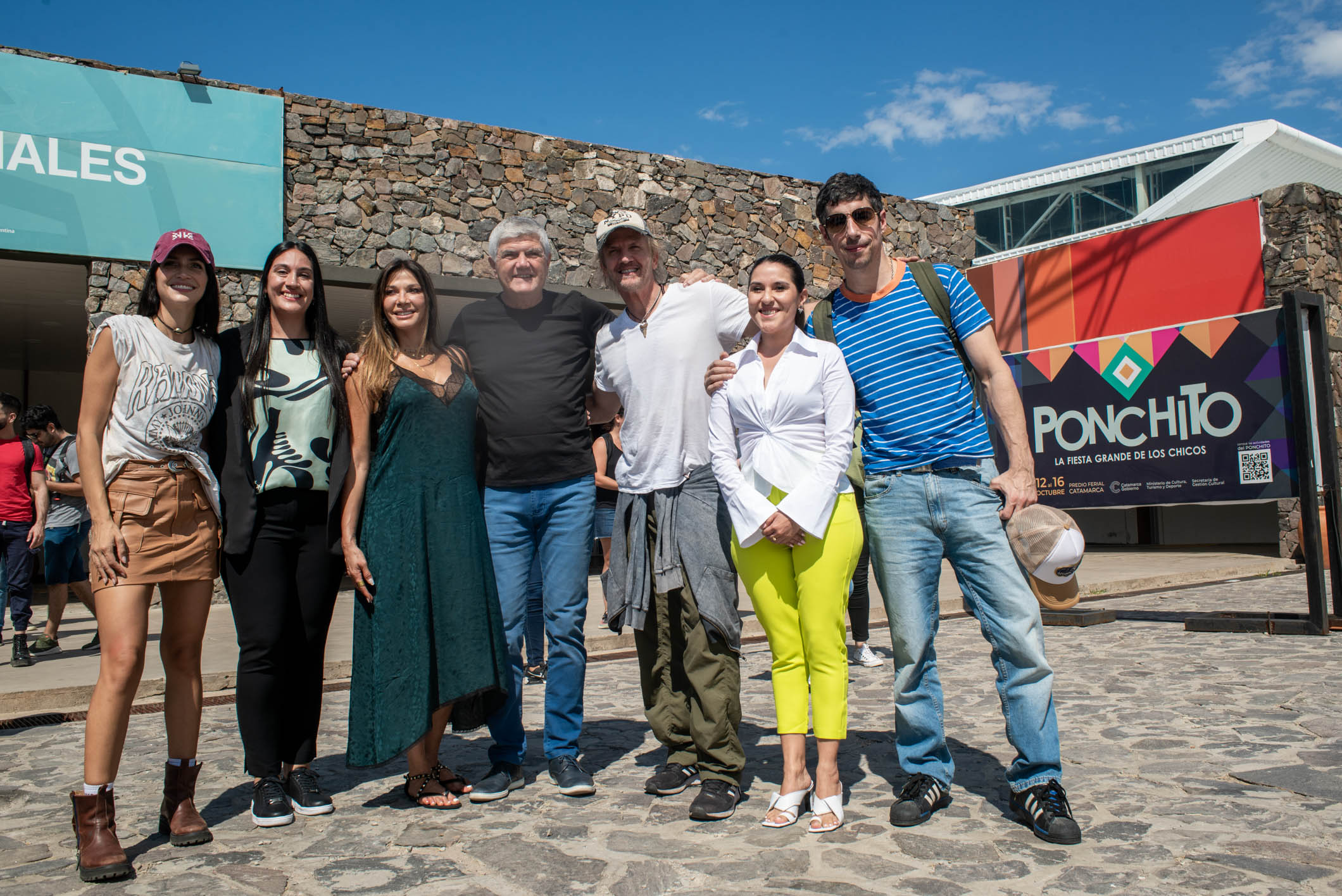 arana-zaira-nara-cathy-fulop-y-esteban-lamothe-en-el-nuevo-spot-turistico-de-catamarca