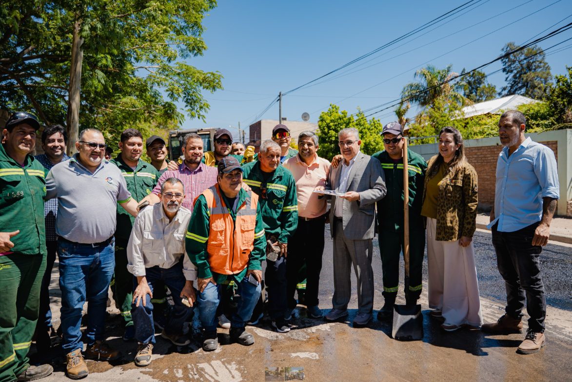 jalil-recorrio-la-obra-de-asfaltado-en-valle-viejo