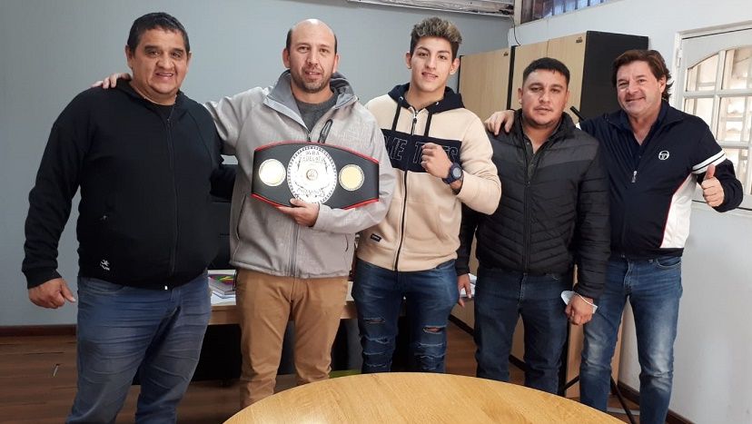 pablo-pacman-corzo-defendera-el-titulo-fedelatin-supermediano-amb-en-el-luna-park