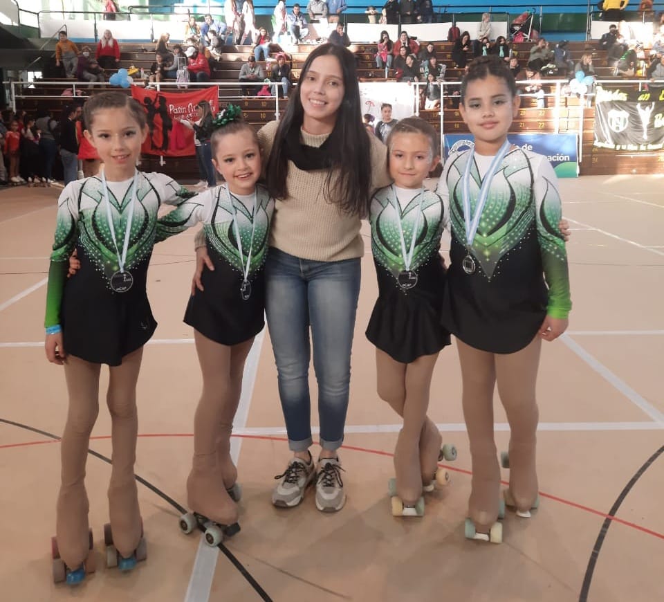 san-martin-con-11-patinadoras-al-nacional