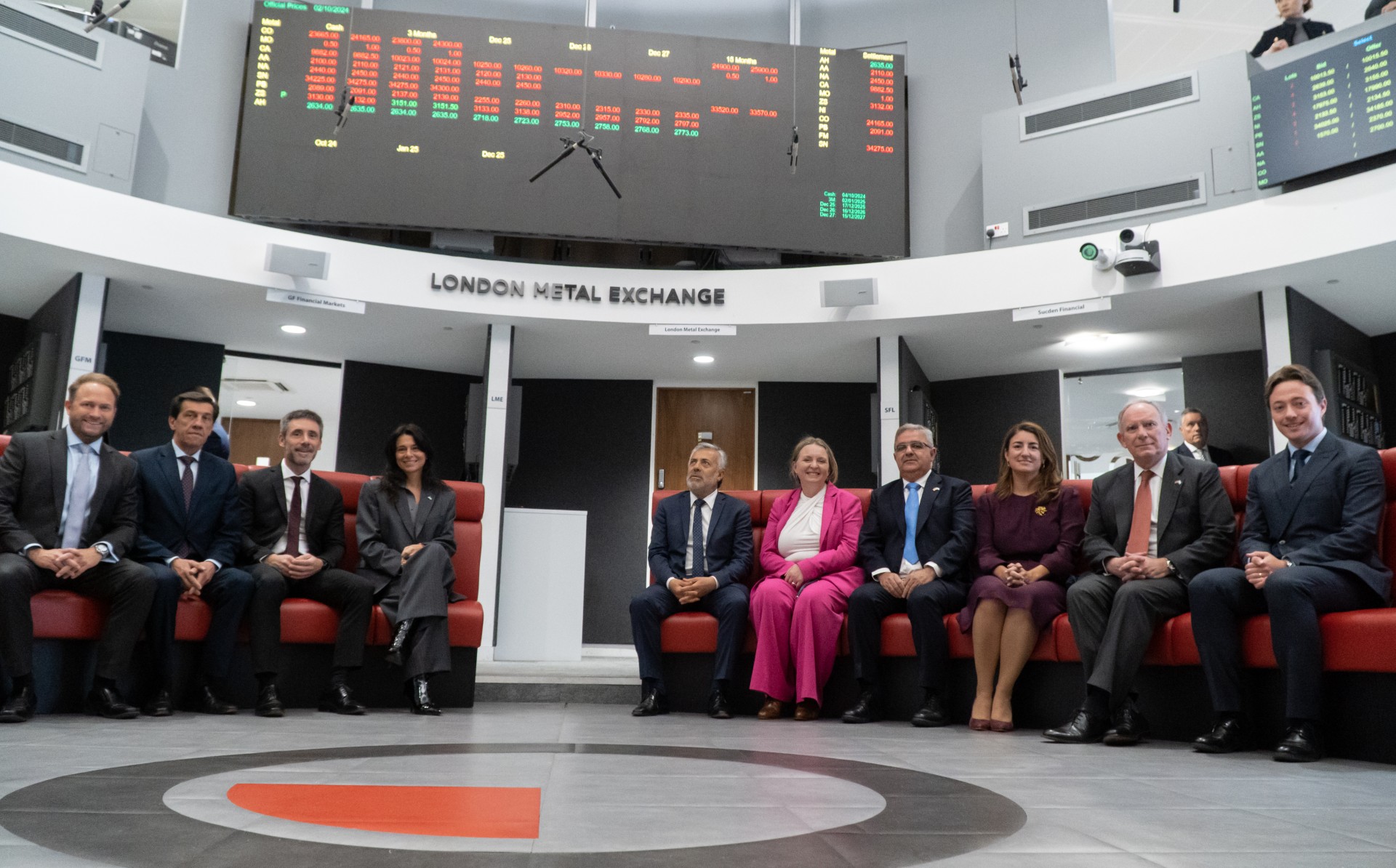 jalil-y-gobernadores-recorrieron-la-bolsa-de-metales-de-londres-y-se-reunieron-con-autoridades-de-rio-tinto