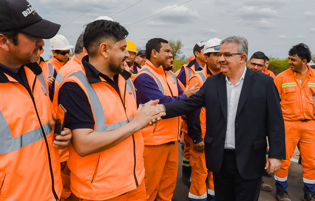 los-empleados-publicos-cobraran-bono-por-45000-hasta-diciembre