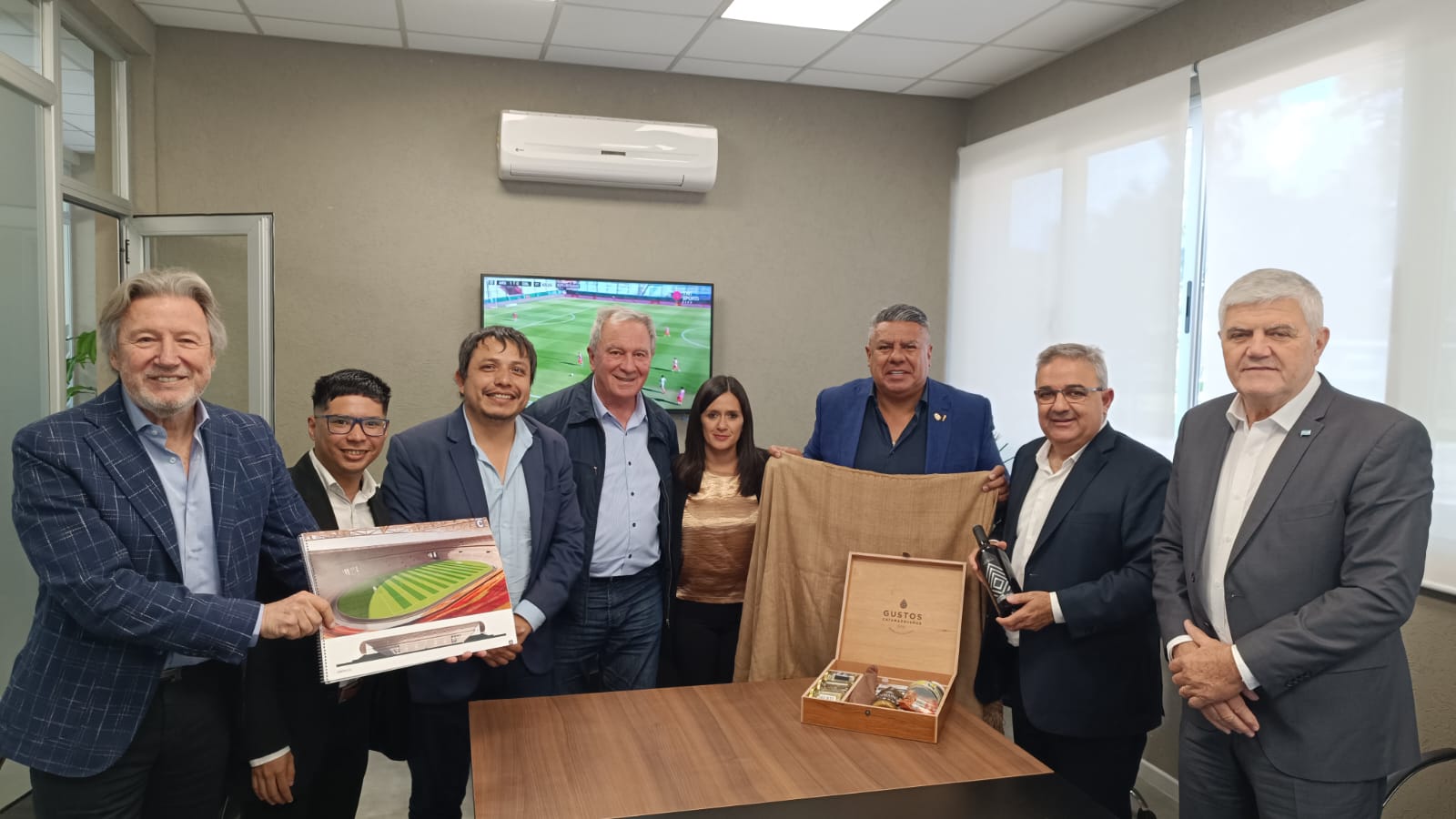 sobre-la-base-del-bicentenario-se-construira-el-nuevo-estadio-de-catamarca