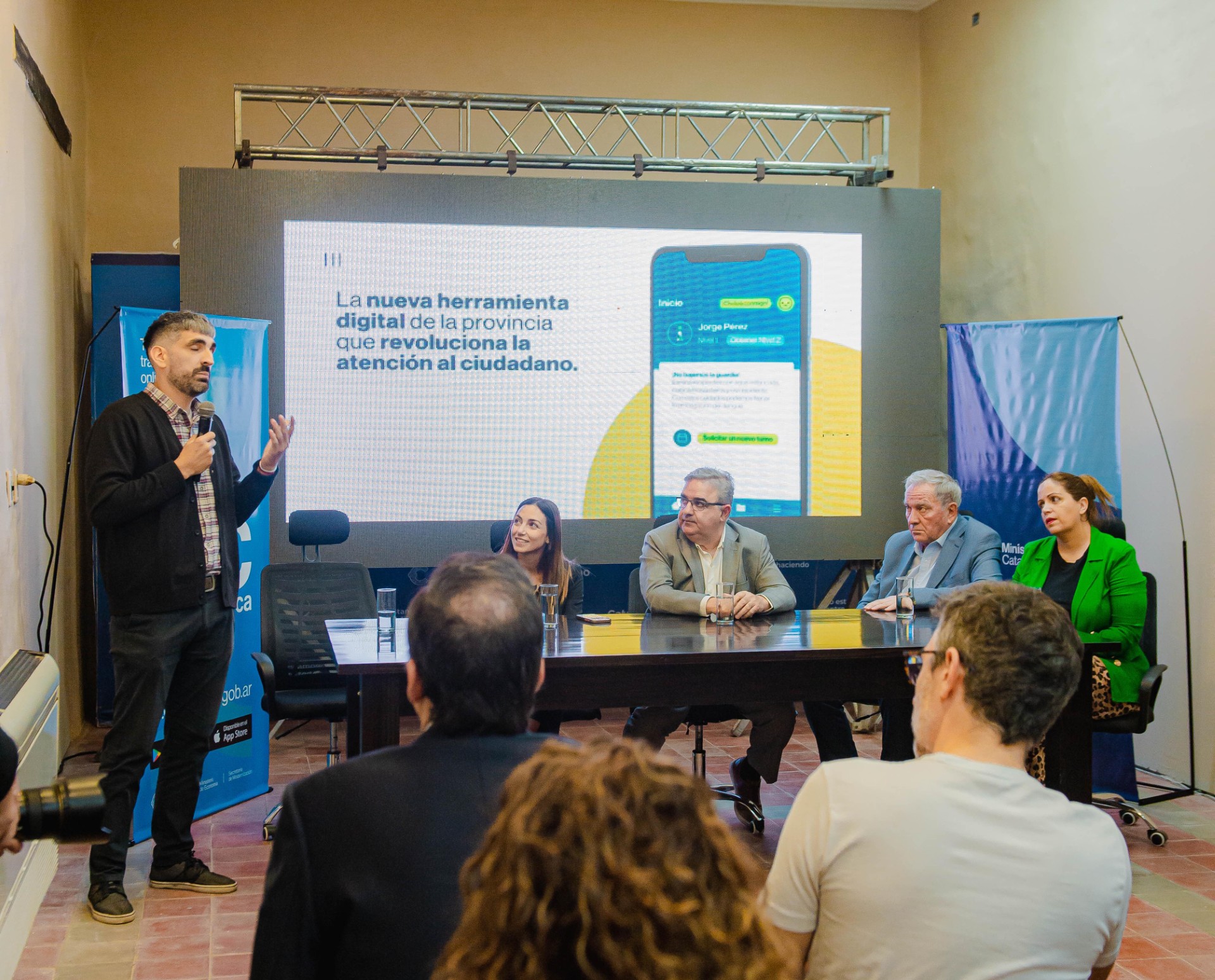 se-lanzo-la-app-mi-catamarca-para-simplificar-tramites-y-servicios-publicos