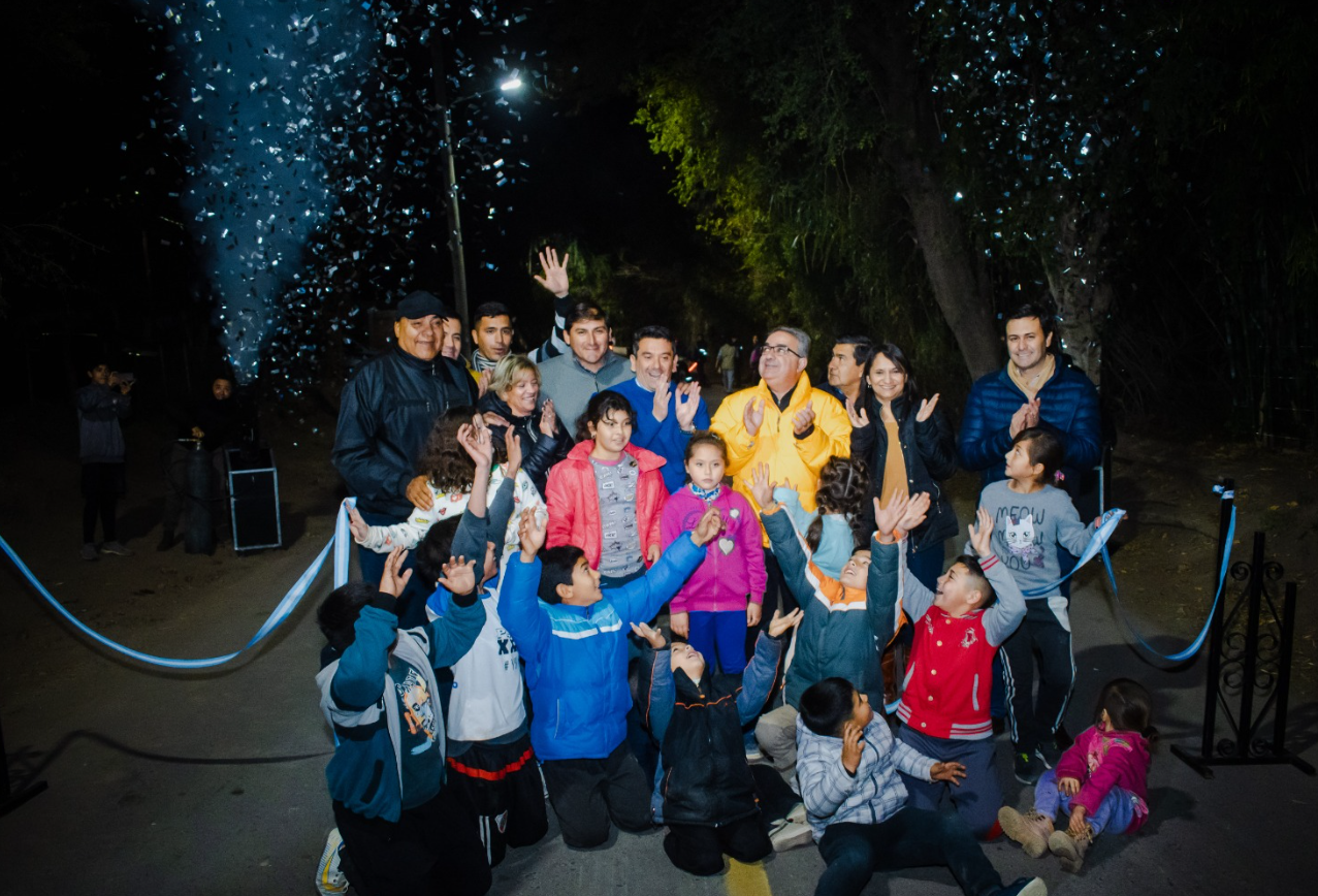 collagasta-con-nuevo-asfaltado-e-iluminacion-led