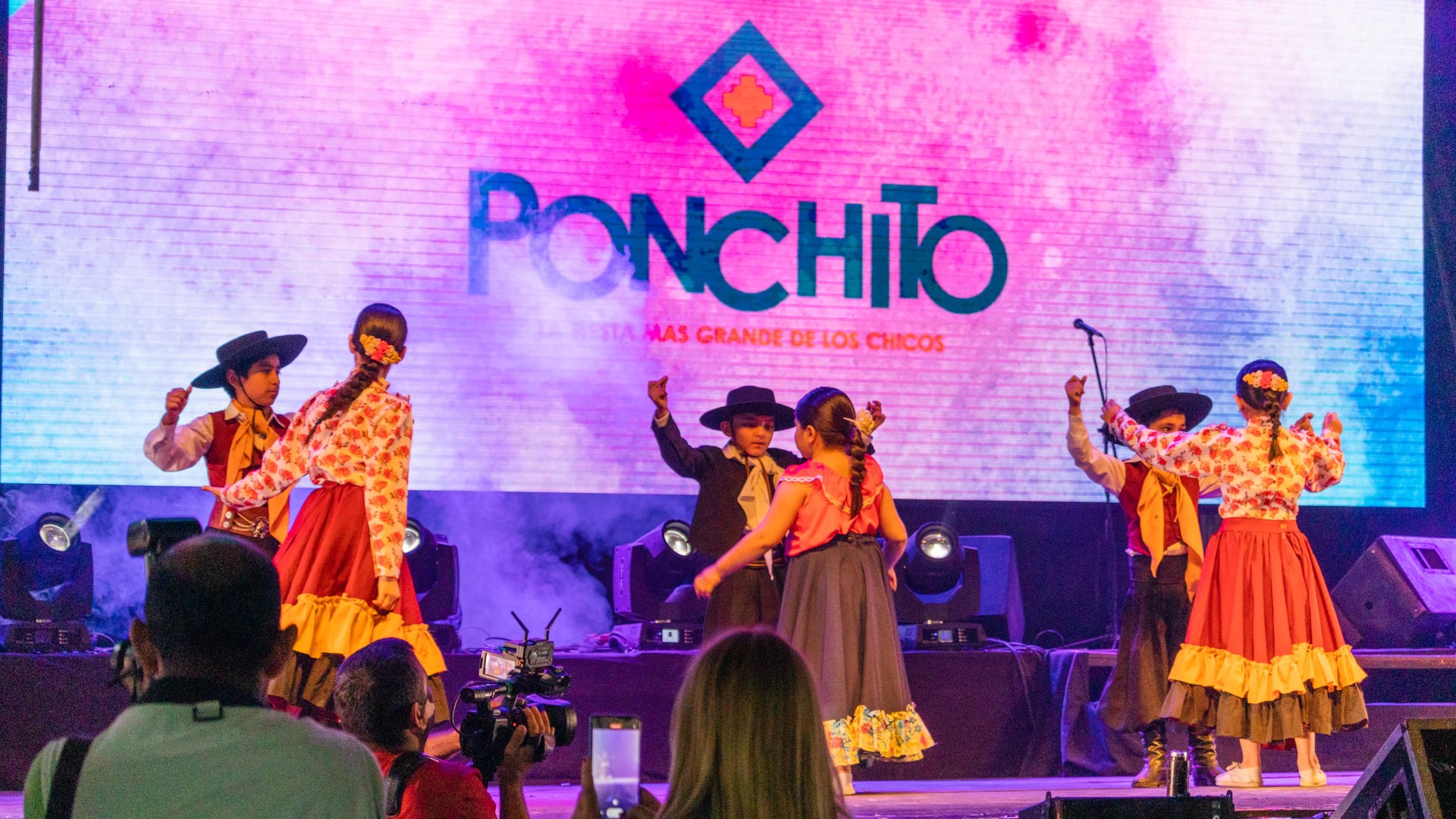 el-ponchito-se-prepara-para-mostrar-el-talento-de-los-mas-chicos