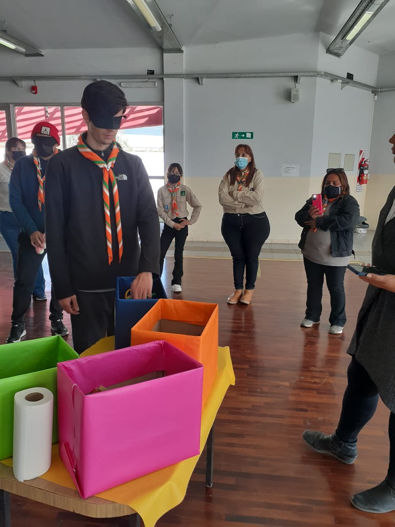 docentes-capacitaron-a-grupo-de-scouts-en-braille-y-contenidos-sensoriales