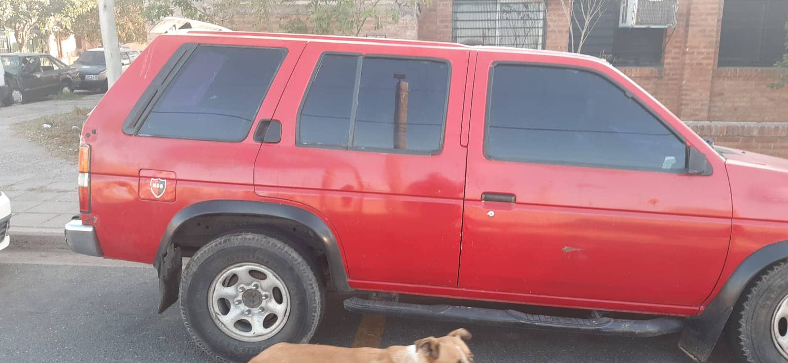 intento-enganar-a-un-nino-para-que-suba-a-una-camioneta