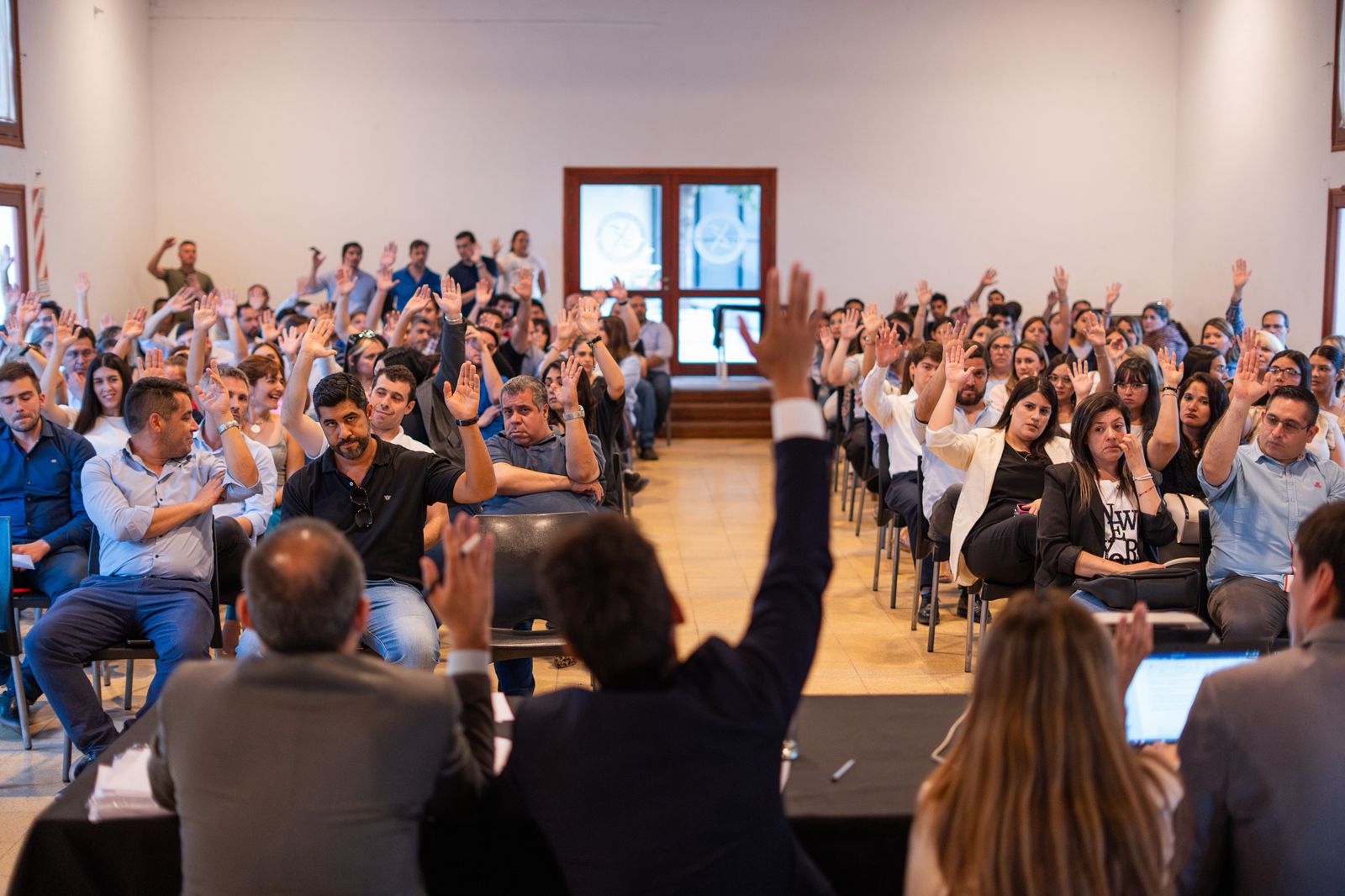 record-de-participacion-y-aprobacion-unanime-en-la-asamblea-del-colegio-de-abogados-de-catamarca