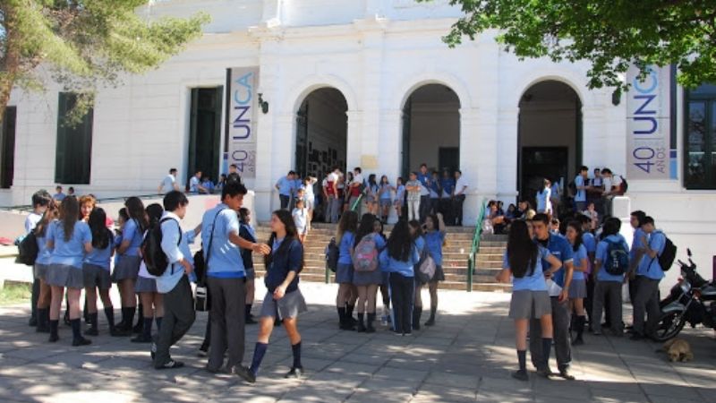 asueto-del-5-de-julio-que-escuelas-tendran-clases-manana
