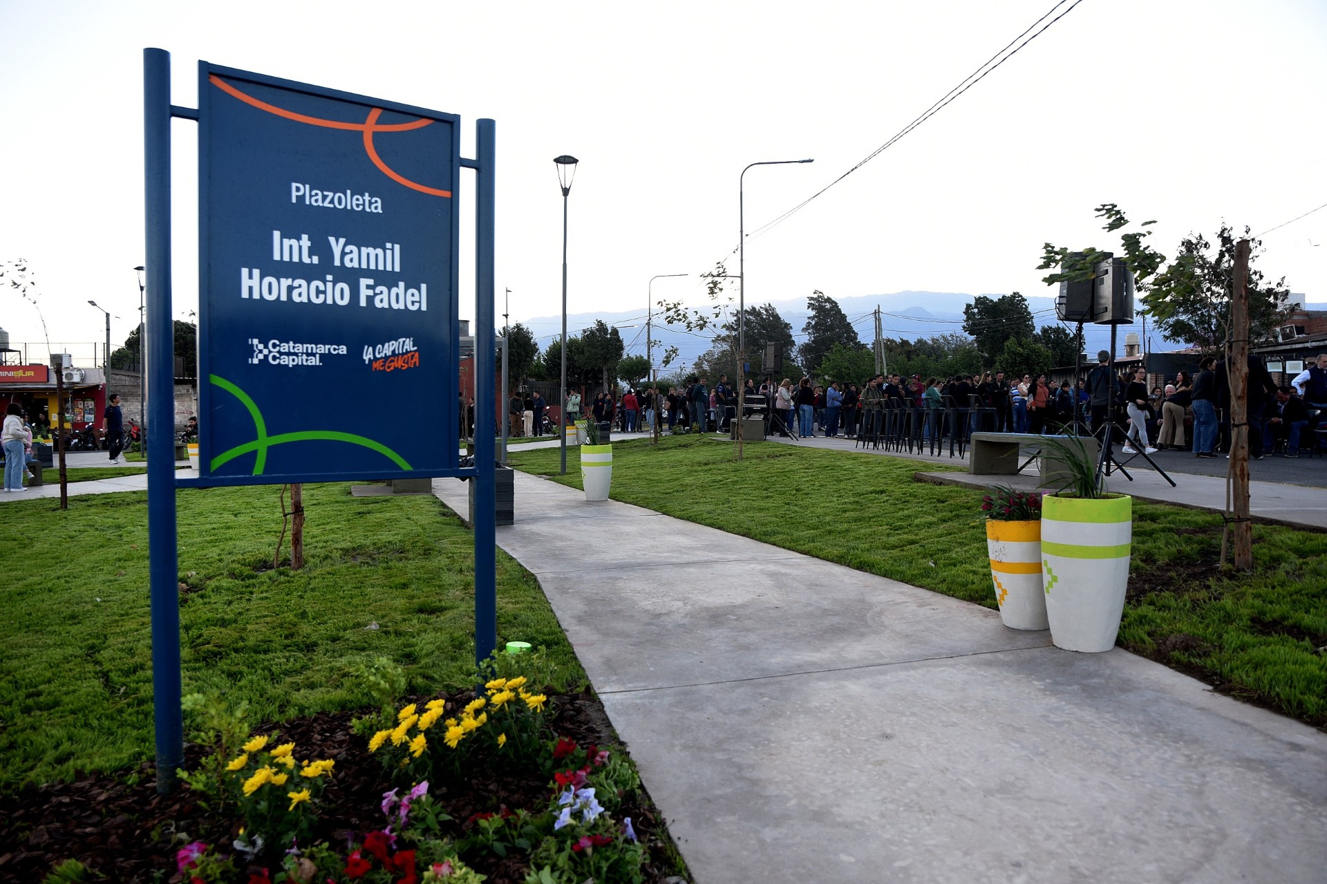 se-inauguro-la-puesta-en-valor-la-plazoleta-yamil-horacio-fadel