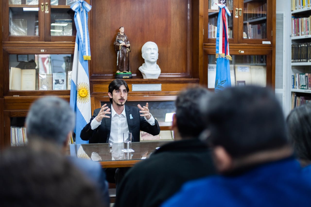 el-historiador-francisco-taiana-visito-catamarca-para-ofrecer-su-mirada-sobre-china
