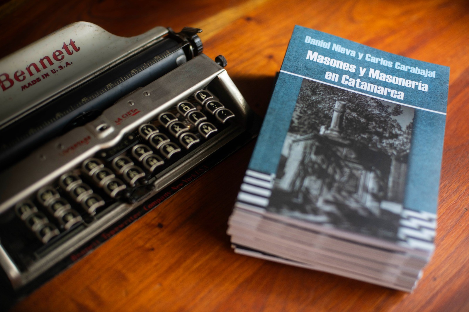 presentacion-del-libro-masones-y-masoneria-en-catamarca
