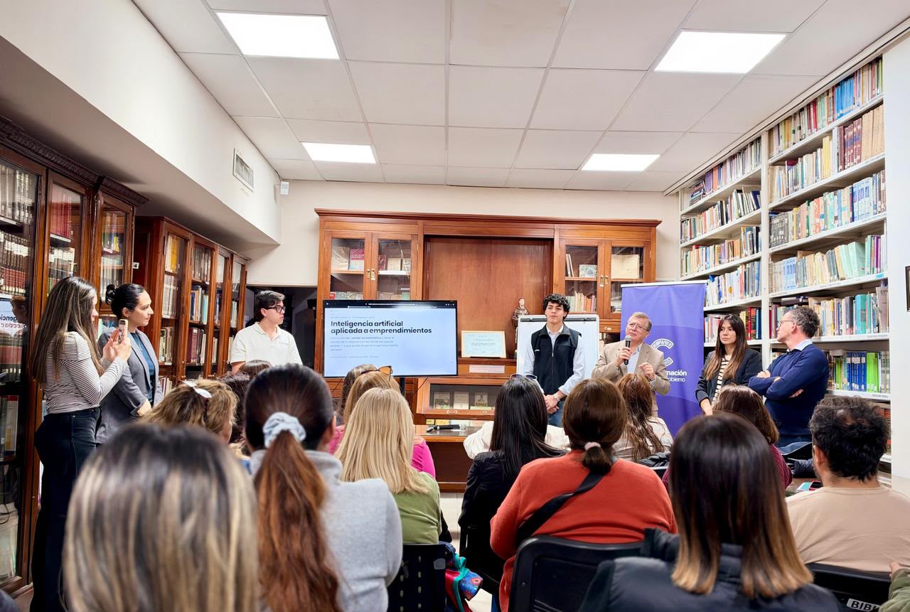 la-vicegobernacion-de-catamarca-brindo-una-capacitacion-en-inteligencia-artificial-para-emprendedores